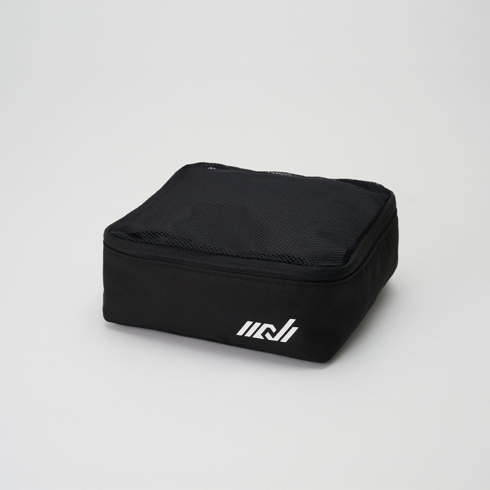 NERAロゴ入りインナーケース Mサイズ 黒・BLACK(ブラック)|ゴルフウェア ゴルフグッズ(ゴルフ小物・golf用品)トップセレクション NERA(ネラ) 日本製 japan made